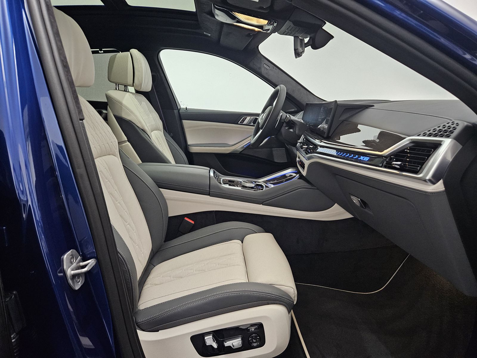 BMW X6 xDrive40d M Sport HUD AHK Pano Luftfahrwerk