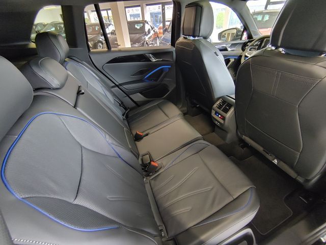 Volkswagen Tiguan TDI R-Line AHK 20Z Leder Pano Stand VOLL