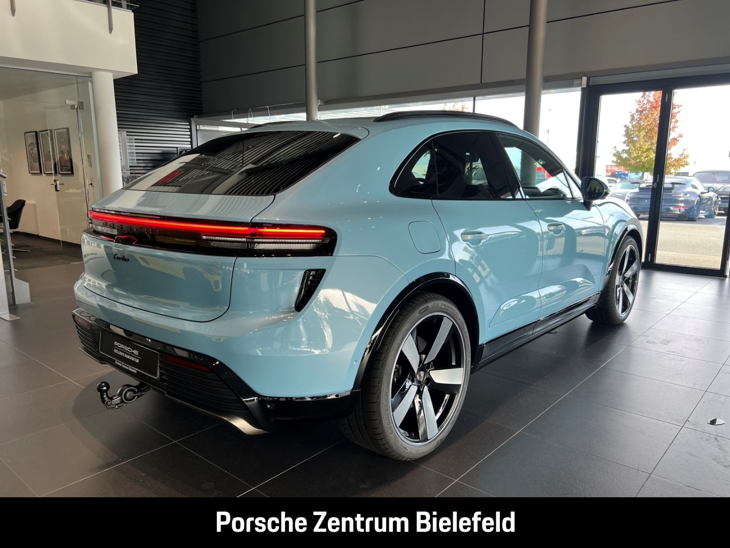 Porsche Macan Turbo HA-Lenkung Head-Up Sitzbelüftung