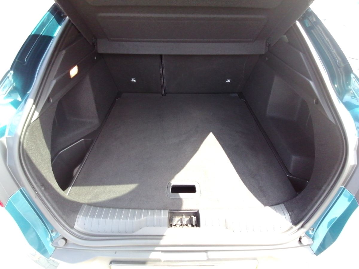 Renault Arkana R.S. Line 1.3TCe 160 - Samsaru's Car Outlet