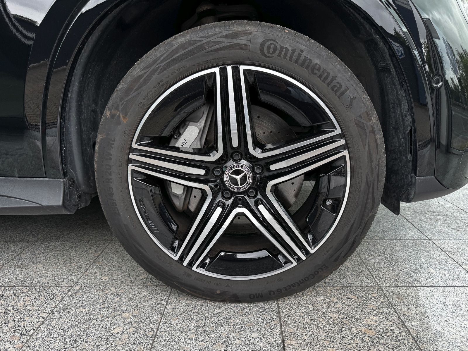 Mercedes-Benz GLC 300 de 4M*AMG P. PLUS*Night*HU*