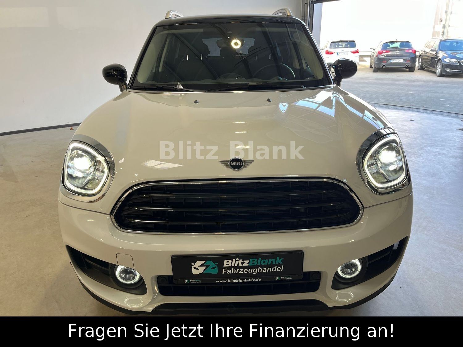 MINI Cooper Countryman - Samsaru's Car Outlet