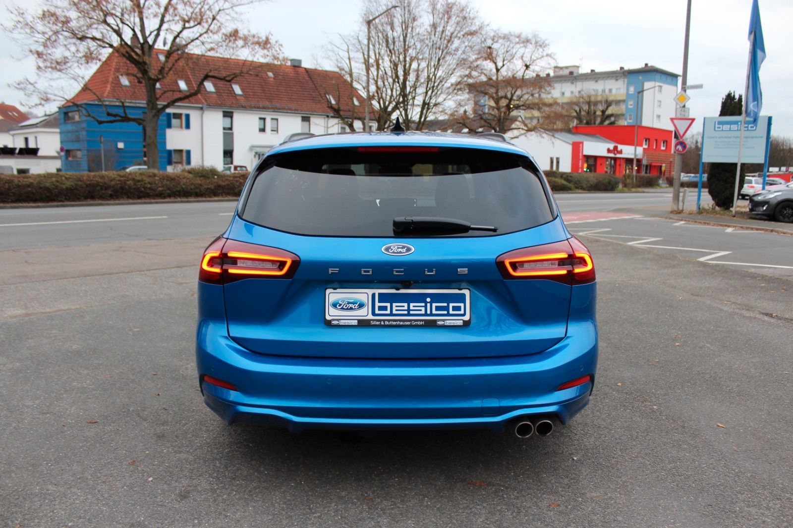 Ford Focus ST-Line X Turnier 1,5EcoBlue*PANO*AHK*AUT