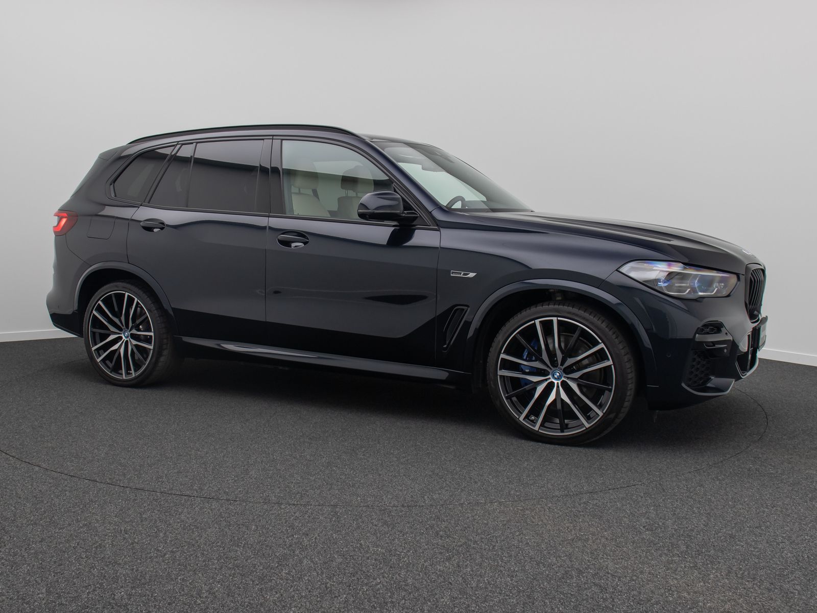 BMW X5 xD45e M Sport 360°Laser HUD DAB HiFi AHK 22"