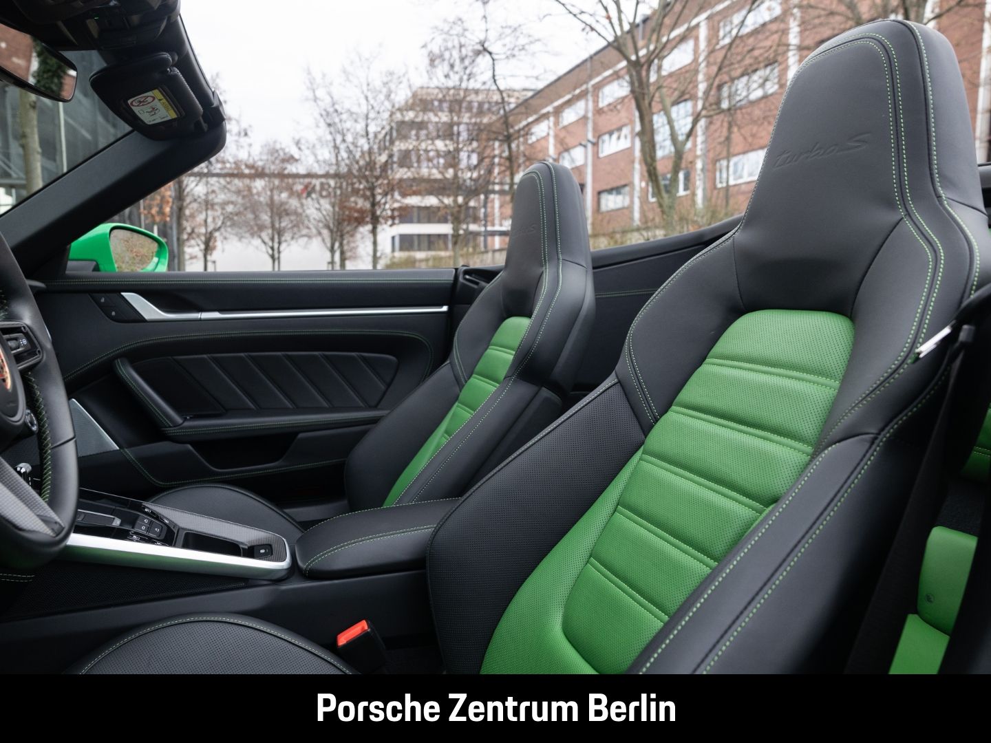 Porsche 992 911 Turbo S Cabrio Sportabgas Liftsystem-VA