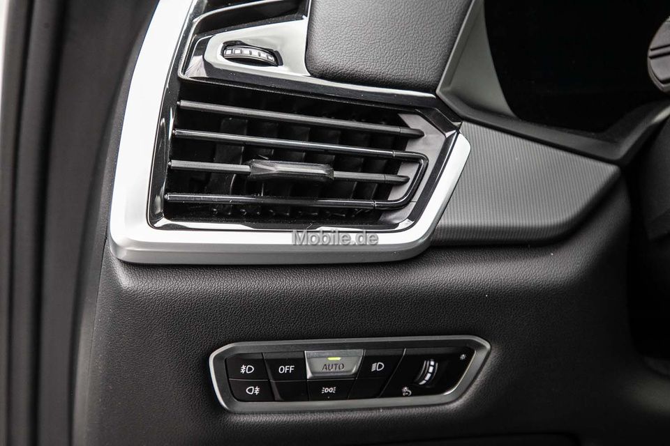 BMW X5 xDrive45e M Sport Autom Navi AHK 360 Adaptiv