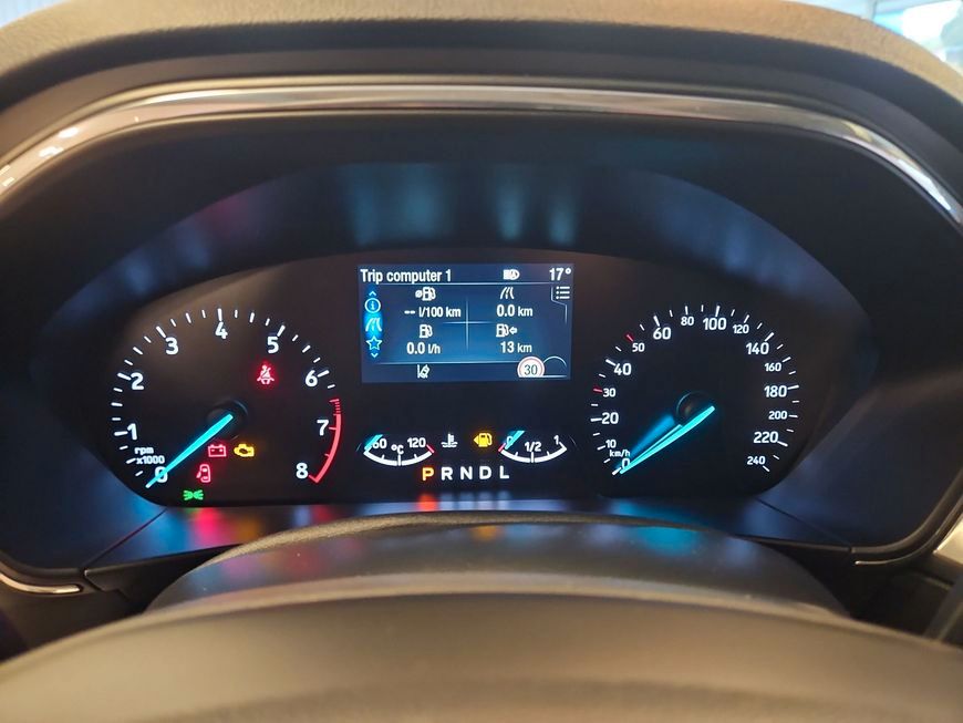 Ford Focus Turnier 1.0 EcoBoost Hybrid Aut. TITANIUM