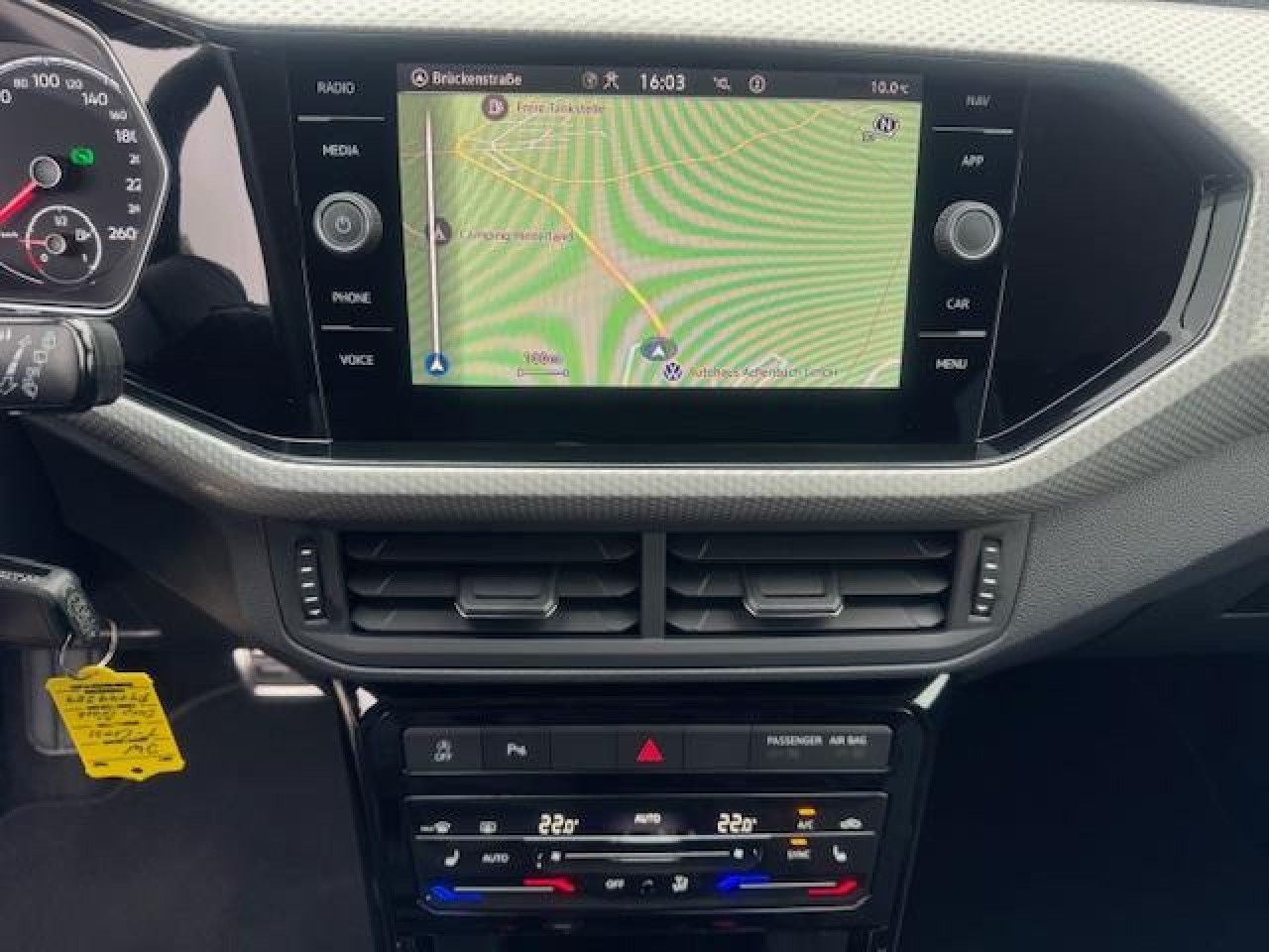 Volkswagen T-Cross Move - Samsaru's Car Outlet