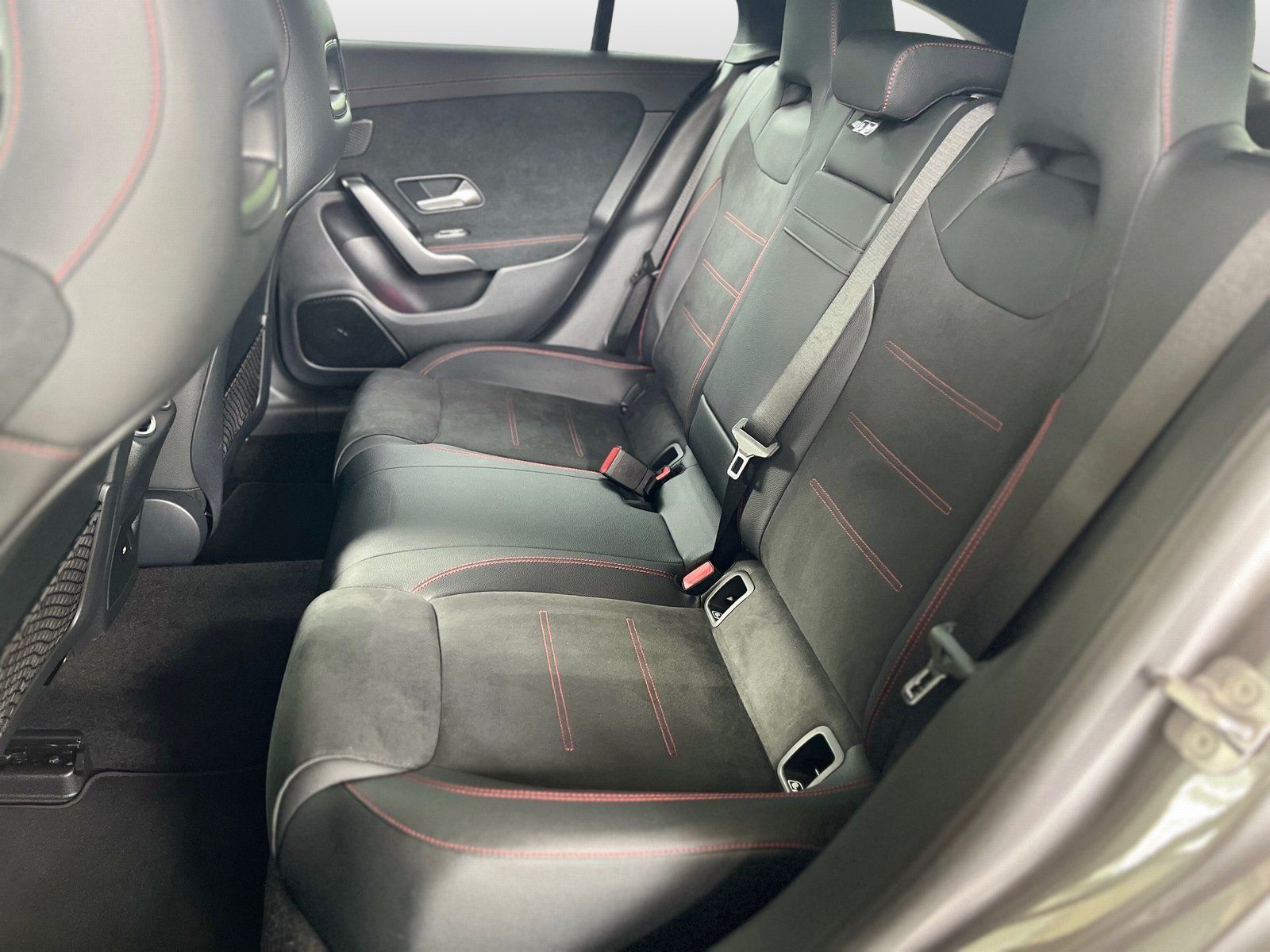 Mercedes-Benz CLA 250 4M AMG Line Premium - Samsaru's Car Outlet