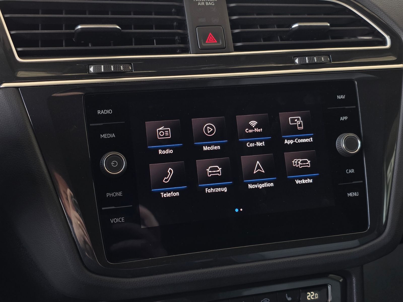 Volkswagen Tiguan 2.0 TSI DSG 4M R-Line - Samsaru's Car Outlet