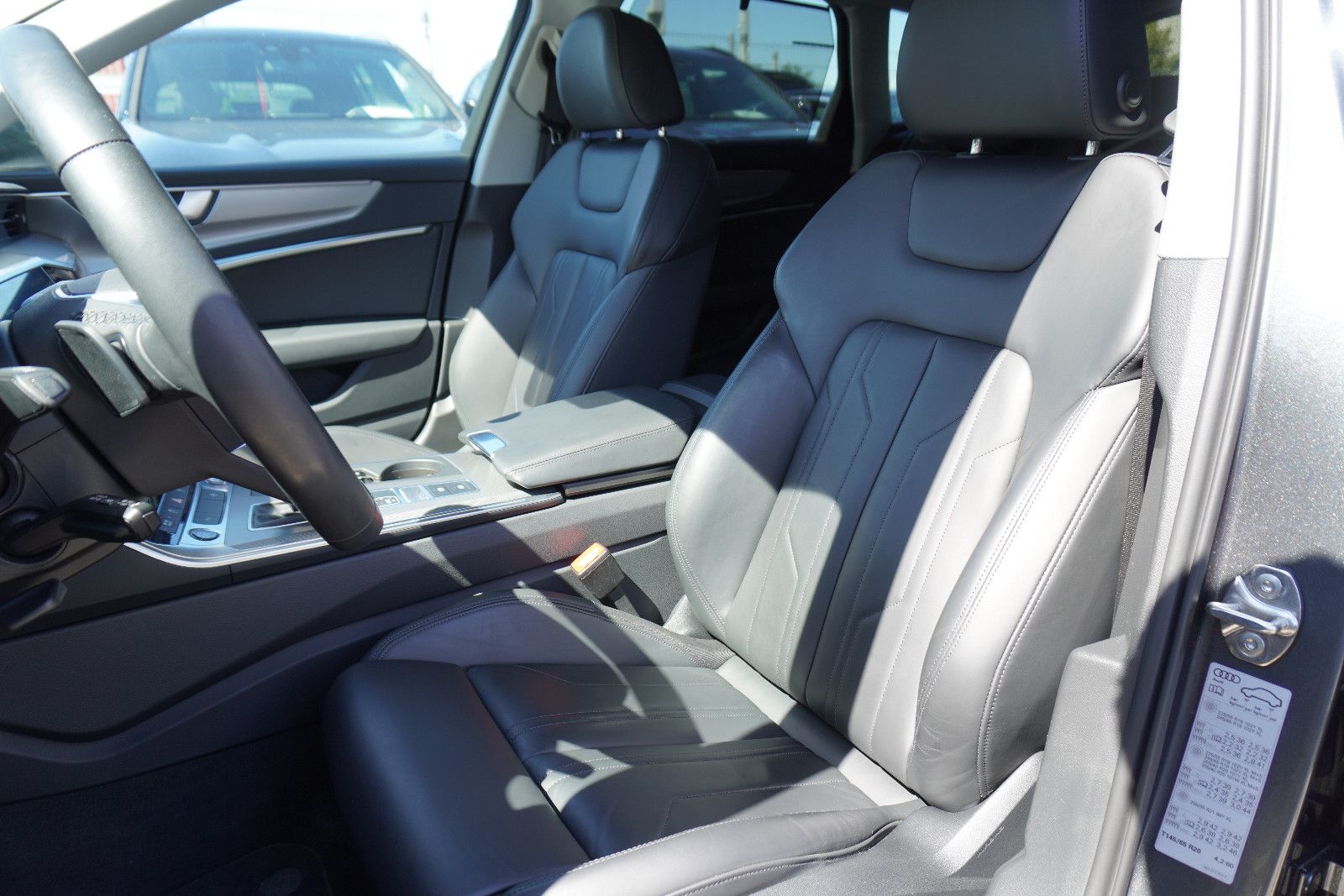 Audi A6 Avant 55 TFSI S-Line quattro*NAVI*LED*ACC*B&O