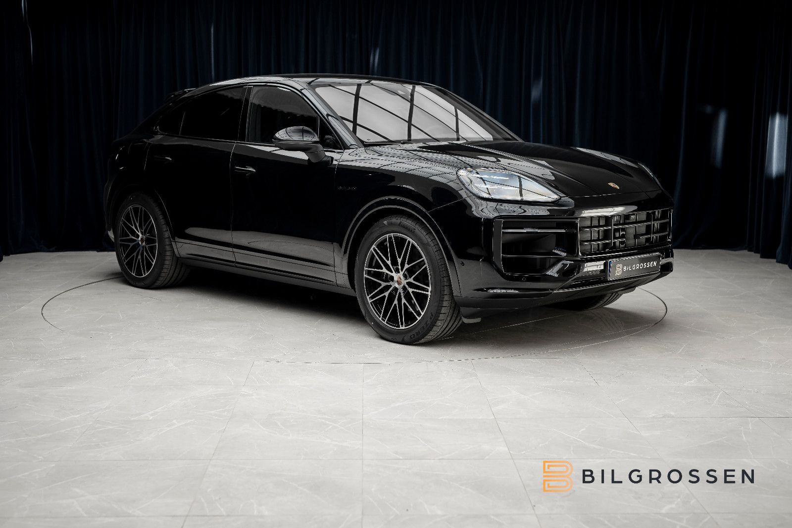 Porsche Cayenne Coupe E-Hybrid BOSE Sport Exhuast P-Disp