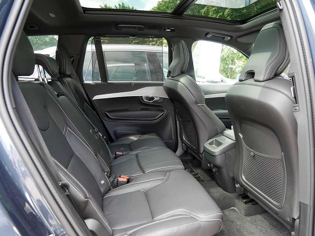 Volvo XC90 B5 AWD Plus Bright LUFTFEDERUNG 360° PANO