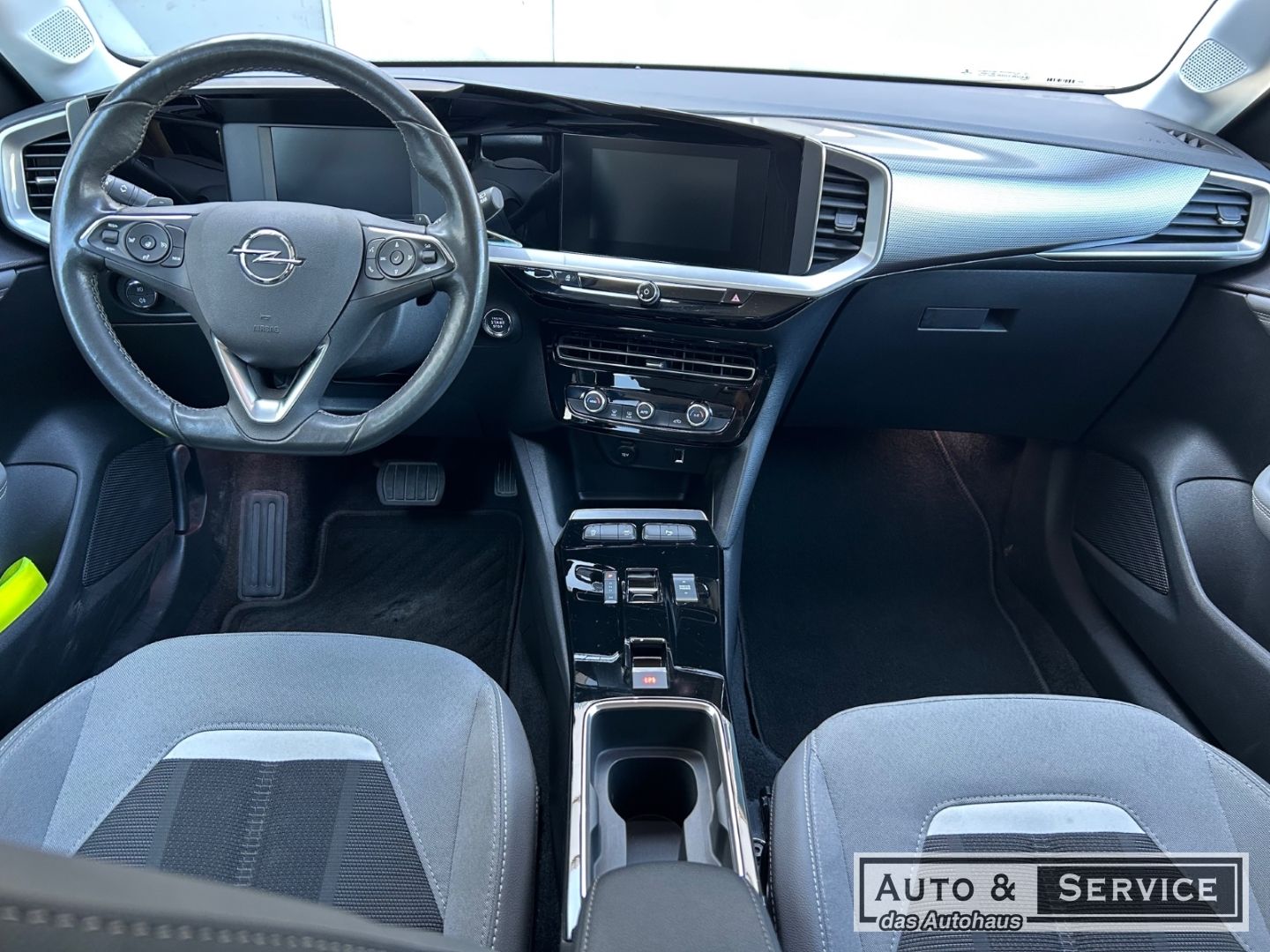 Opel Mokka Elegance - Samsaru's Car Outlet
