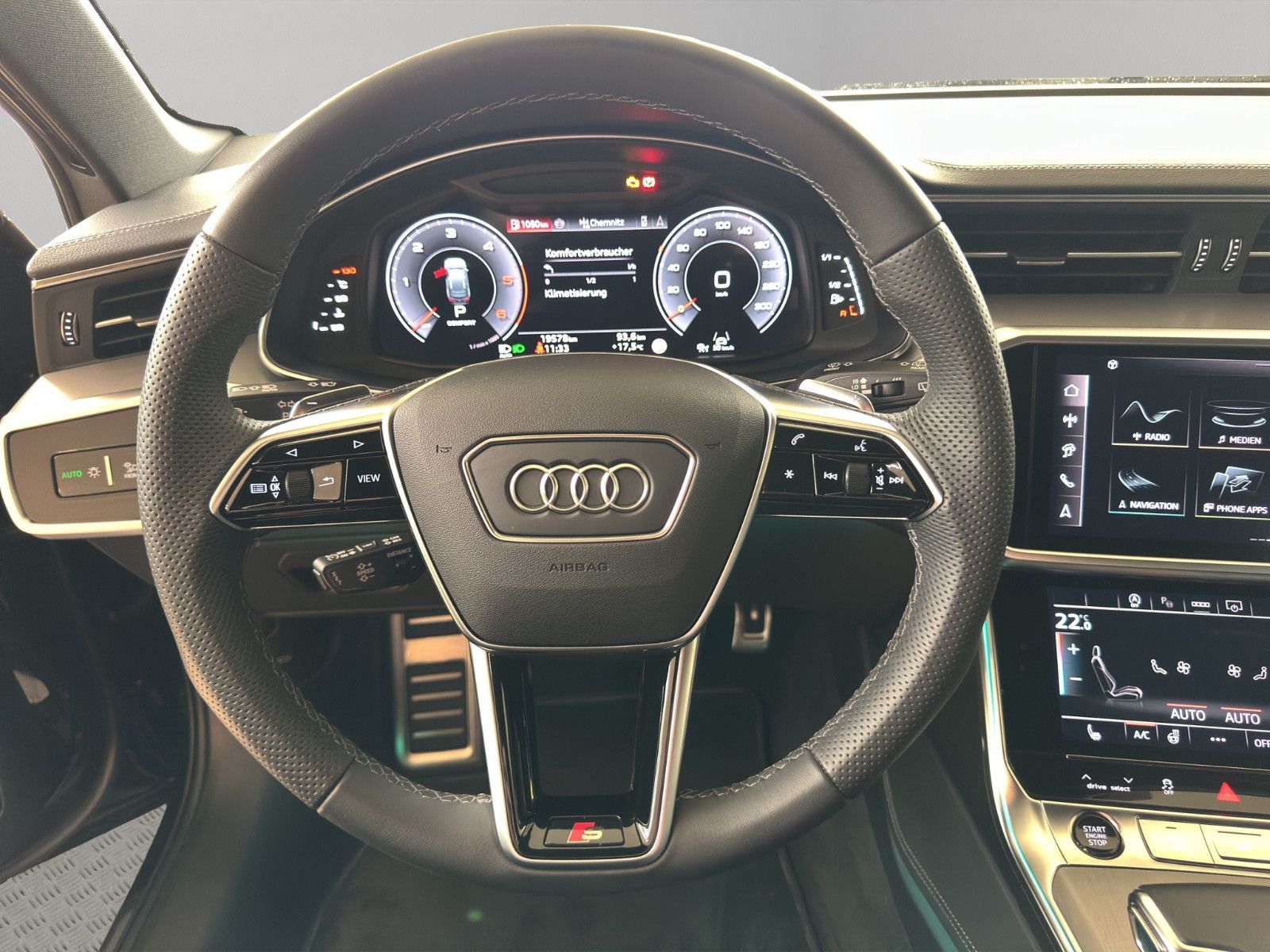 Audi A6 Avant 40 TDI quattro S tronic S line - Samsaru's Car Outlet