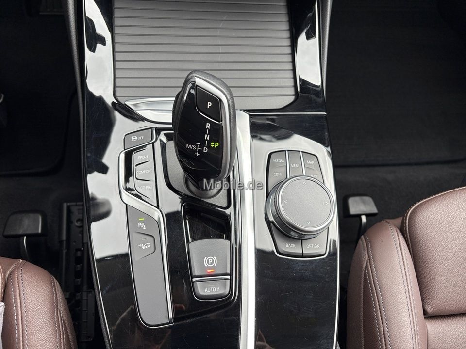 BMW X3 xDrive20d Advantage - Samsaru's Car Outlet