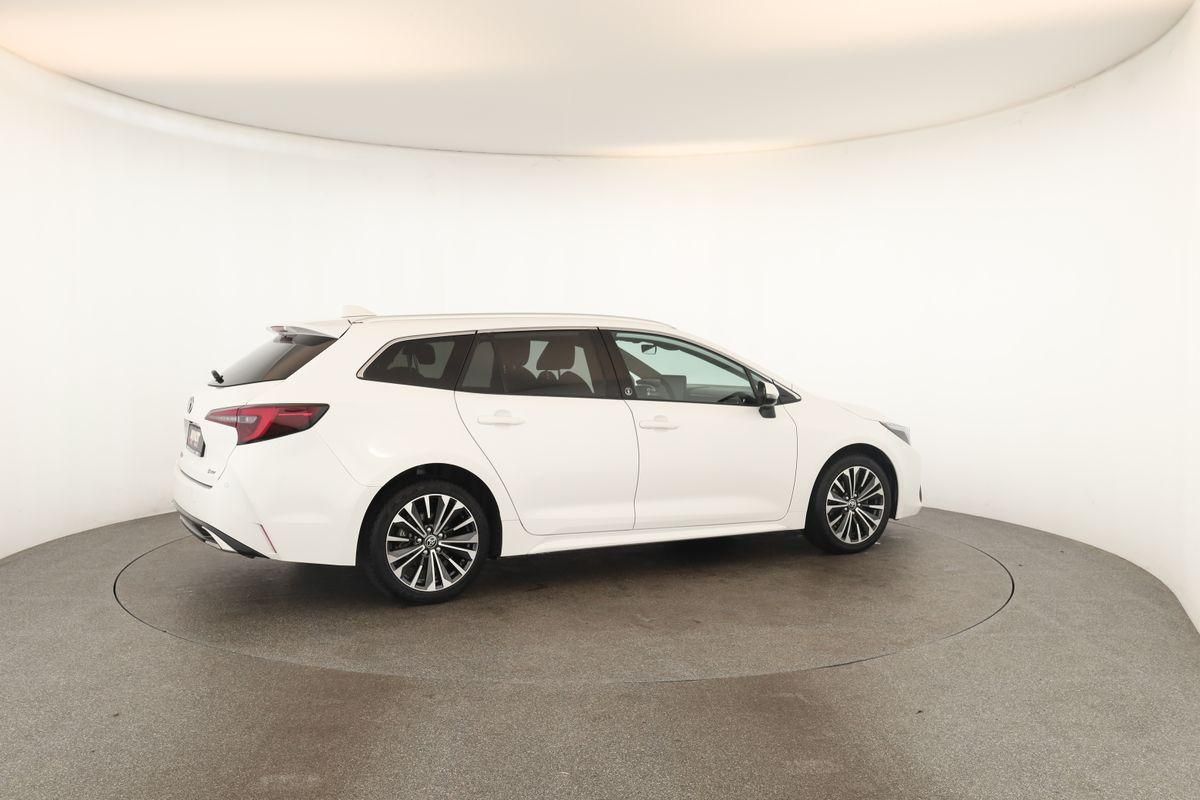 Toyota Corolla Touring Sports 1.8 CVT Team D Navi Kam