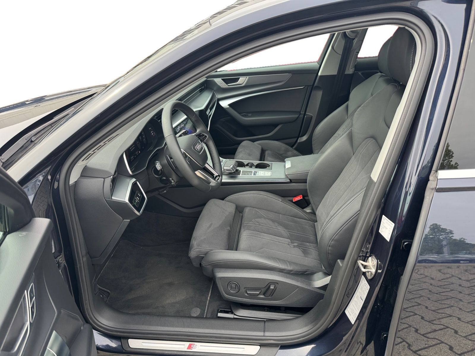 Audi A6 Avant S line 45 TFSI quattro S tronic, MATRIX