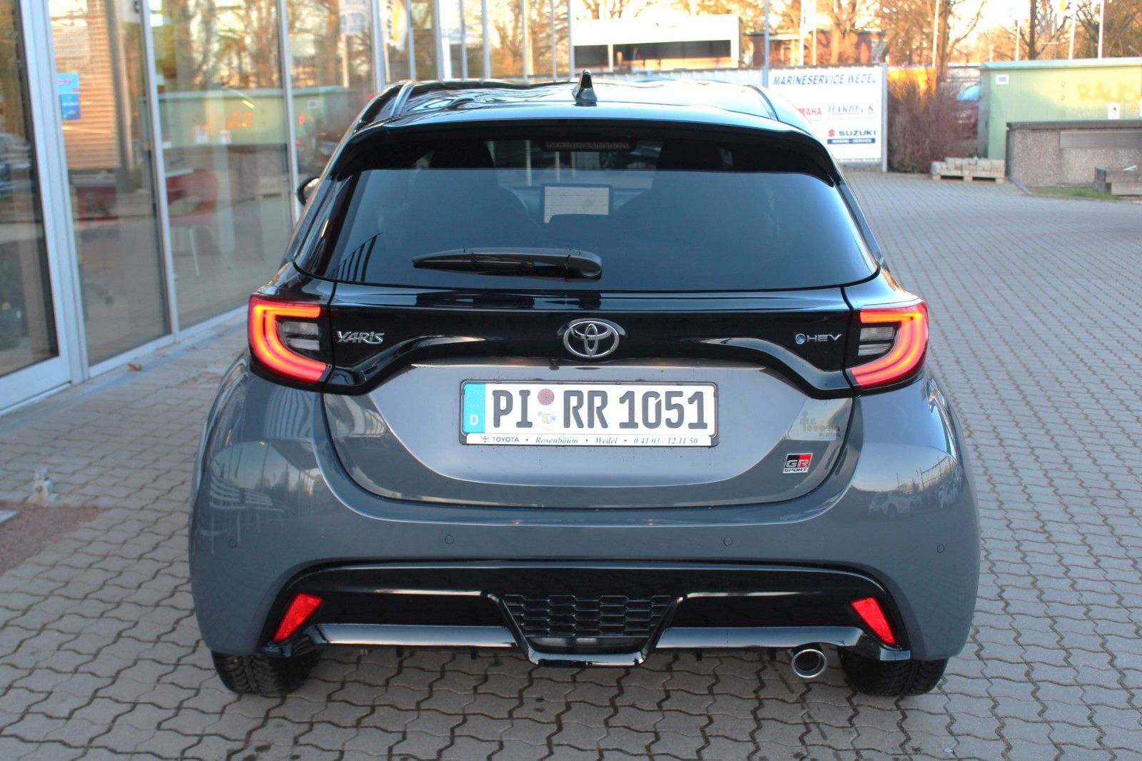 Toyota Yaris Hybrid GR Sport*LED*PDC*KAMERA*HEAD-UP*JBL