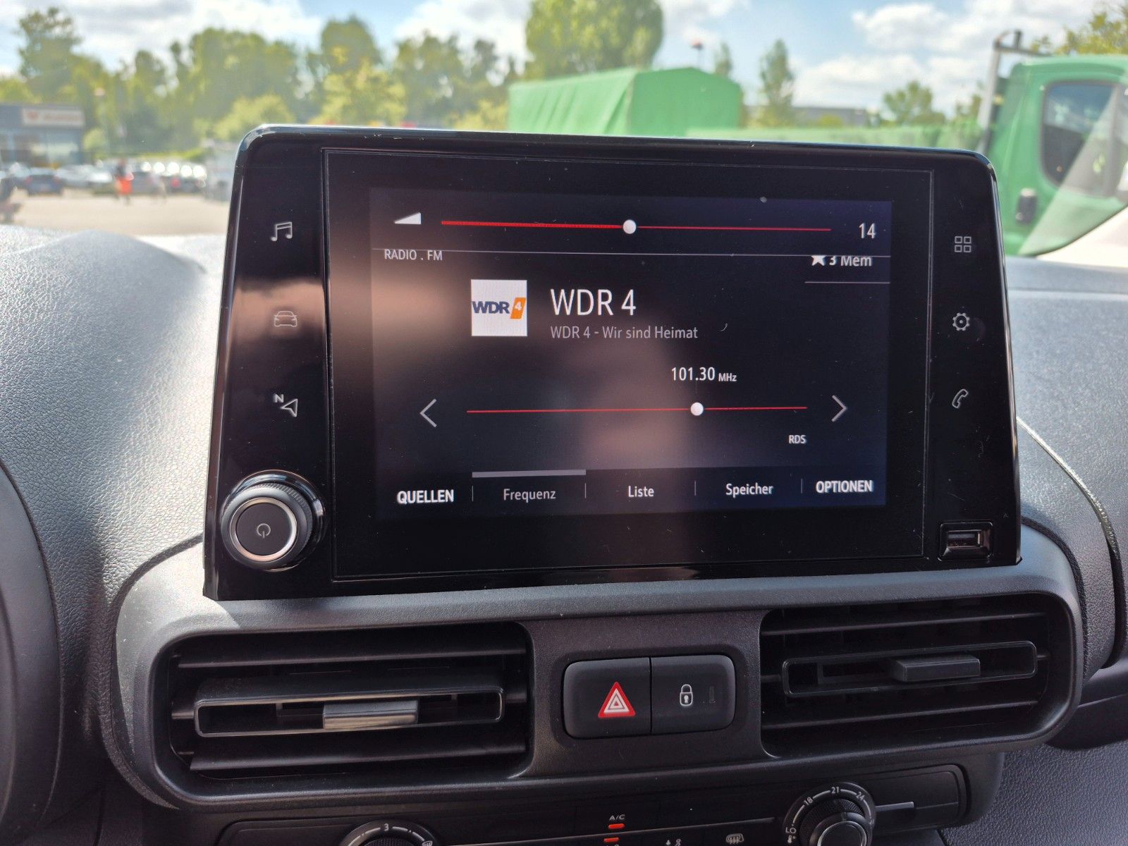 Opel Combo E Cargo Edition - Samsaru's Car Outlet