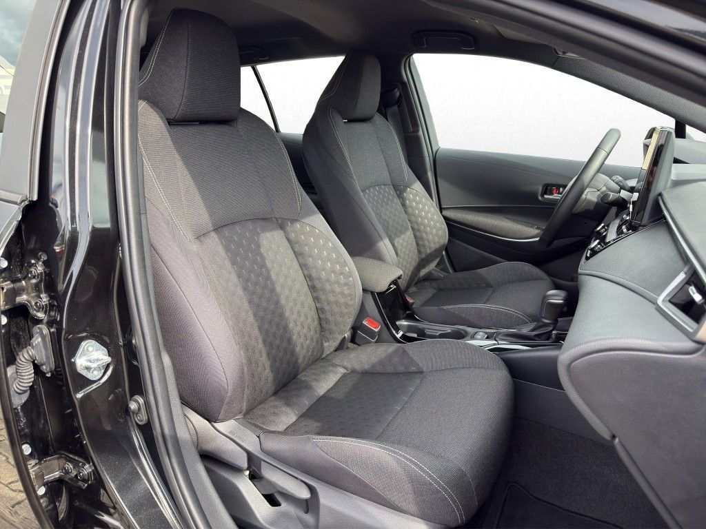 Toyota Corolla Kombi 140PS Hybrid Edition *LED-Licht*