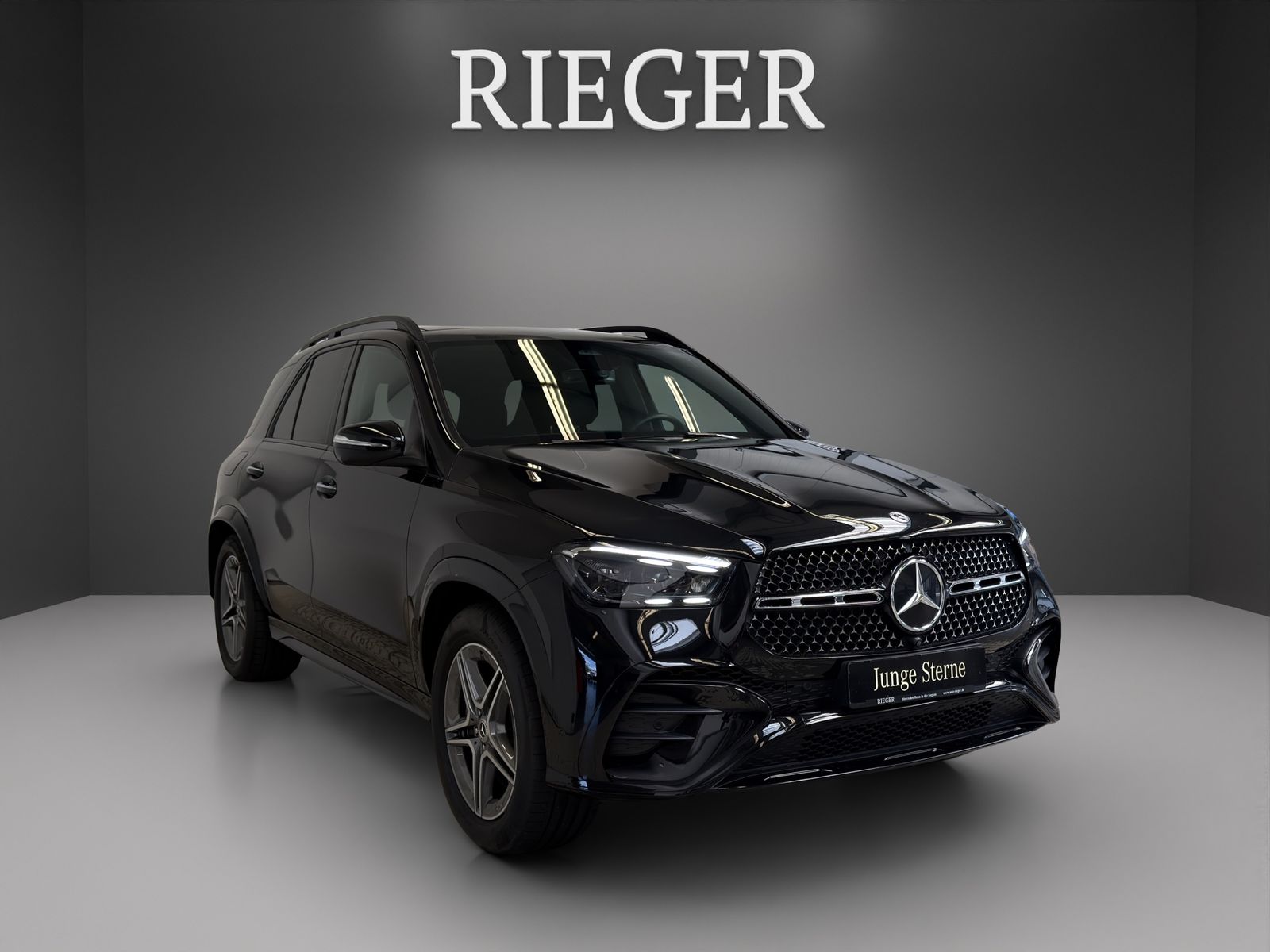 Mercedes-Benz GLE 450 d 4M AMG*AHK*Pano*MEMORY*HUD*Airmatic*++