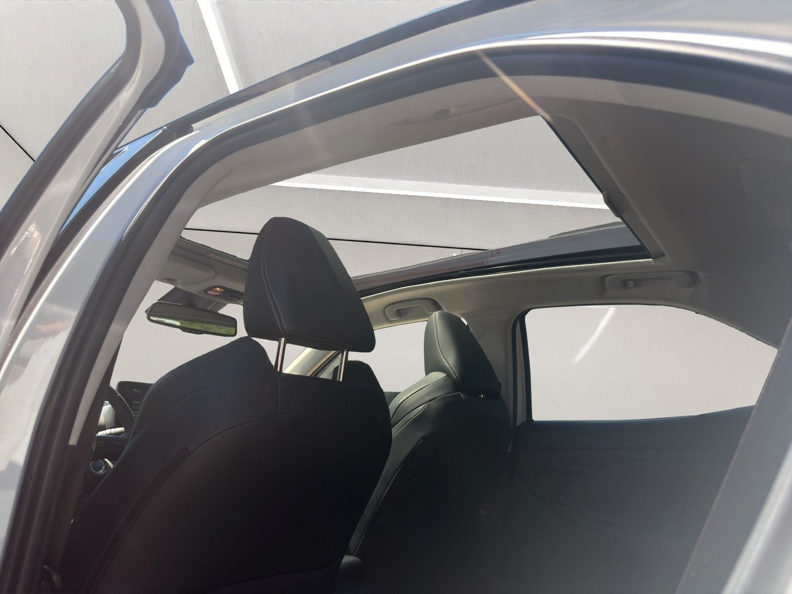Toyota Yaris Cross Hybrid AWD-i Elegant