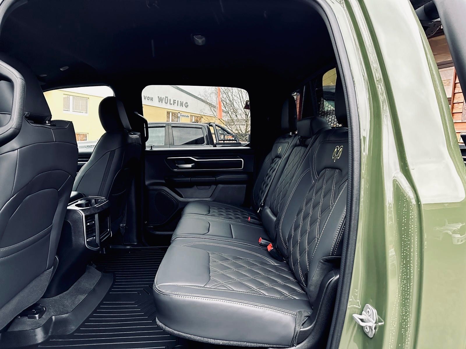 Dodge 5.7 V8*LIFT*BÜGEL*OFFROAD*AHK*NAVI*LED*GARANTIE