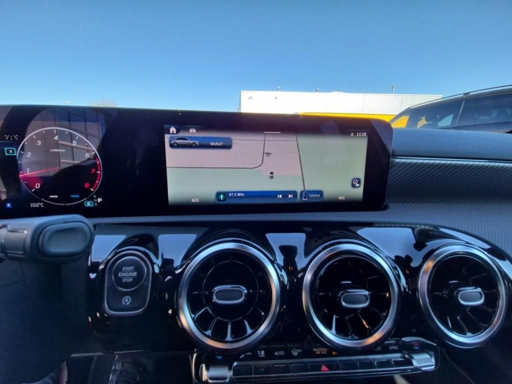 Mercedes-Benz A 220 4MATIC Progressive Advanced - Samsaru's Car Outlet