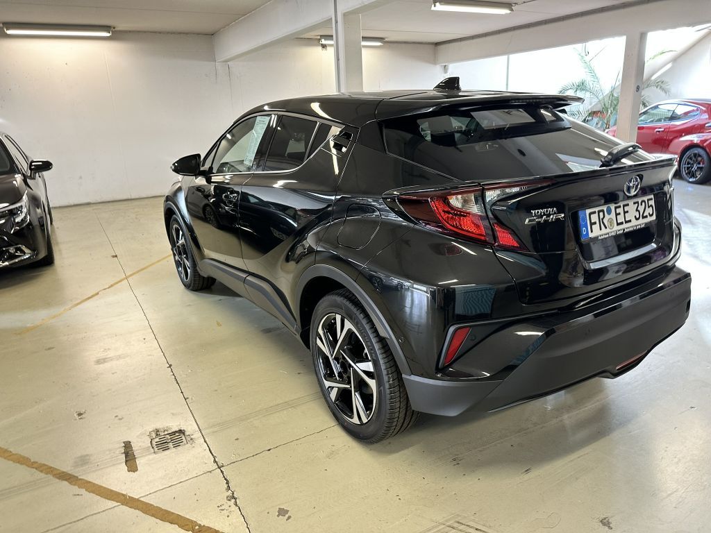 Toyota C-HR Hybrid Team Deutschland