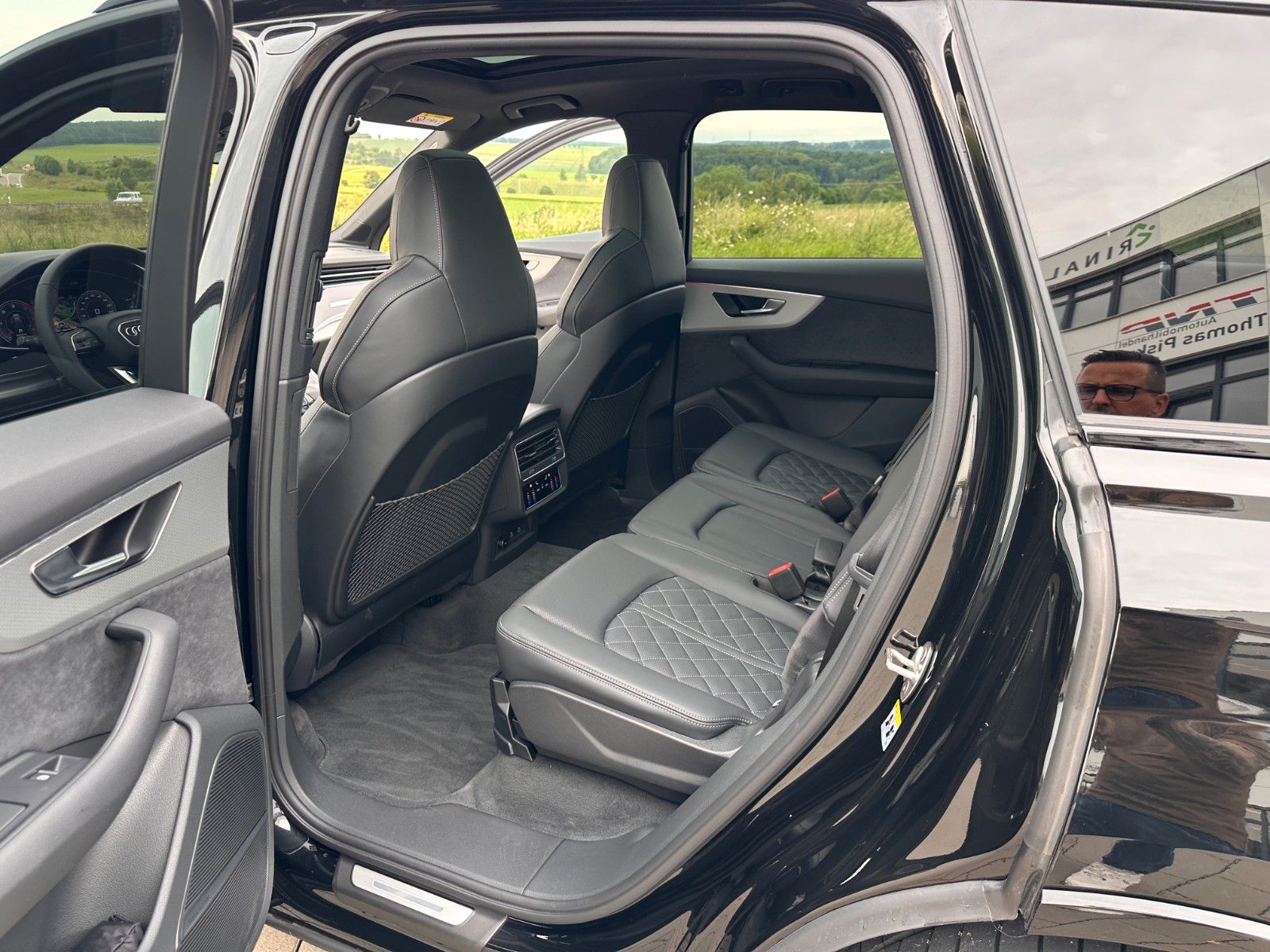Audi Q7 50 TDI S line +AHK+STANDHEIZUNG+PANO+B&O
