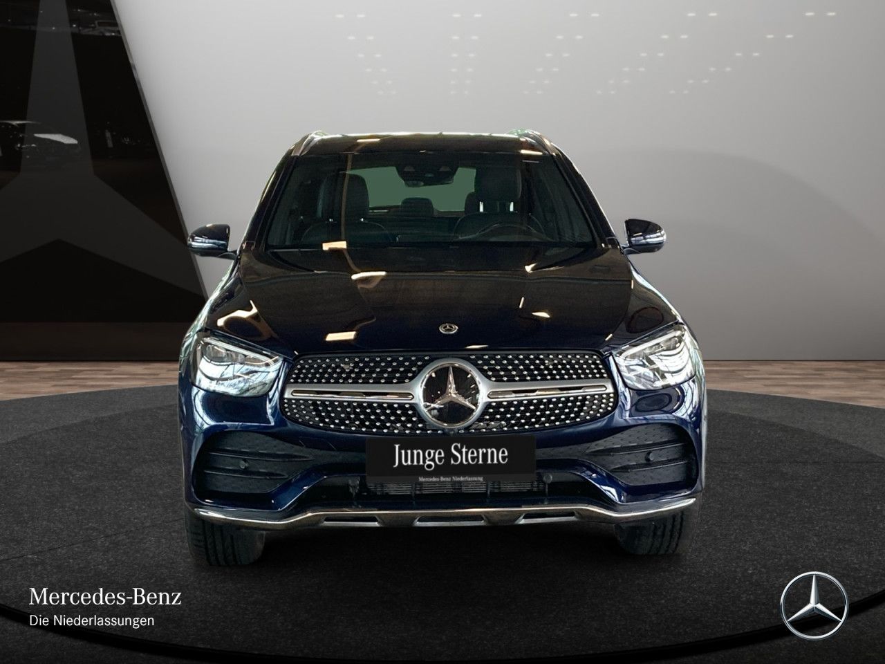 Mercedes-Benz GLC 300 e 4M AMG - Samsaru's Car Outlet