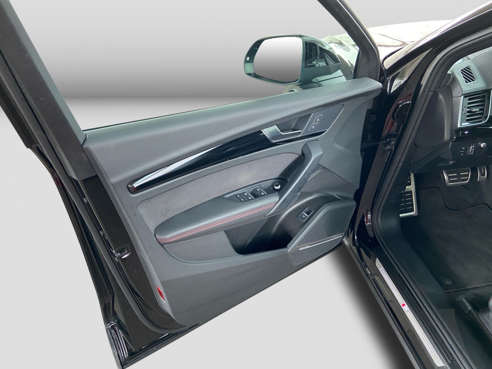 Audi Q5 45TFSI quattro tip-trc S-Line Standh Pano HUD