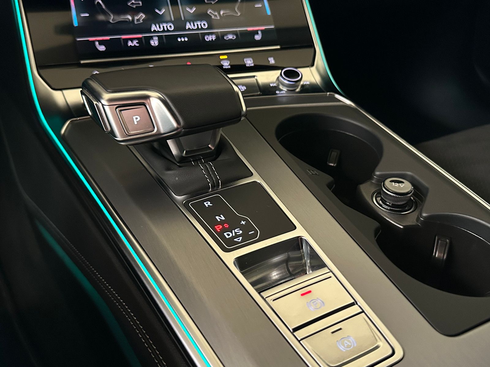 Audi A6 Avant 40 TDI quattro S tronic S line - Samsaru's Car Outlet