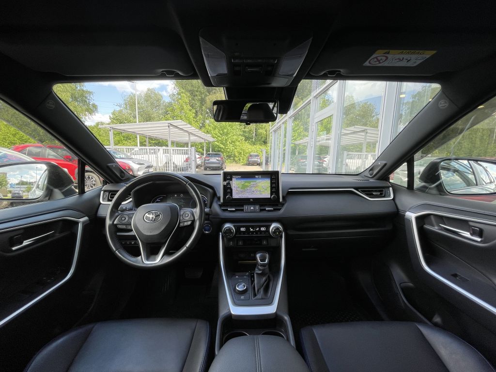 Toyota RAV 4 2.5 4x4 Hybrid Style - Samsaru's Car Outlet