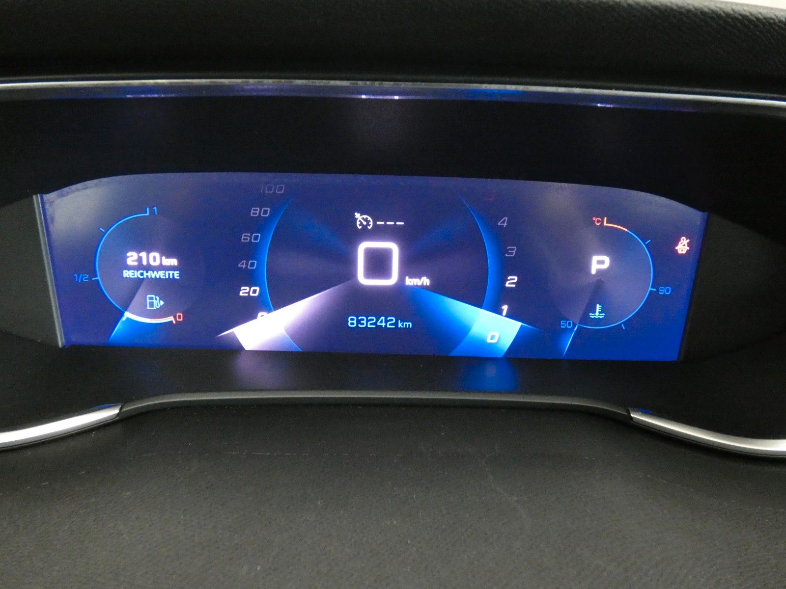 Peugeot 308 SW 1.5 HDi Active Pack - Samsaru's Car Outlet