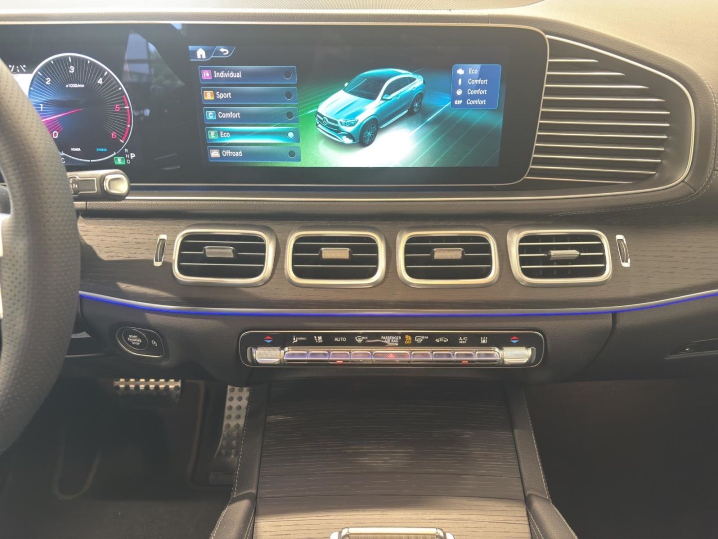 Mercedes-Benz GLE 450 d 4M AMG NIGHT+PANO+AHK+AIRM+STDHZG+360°