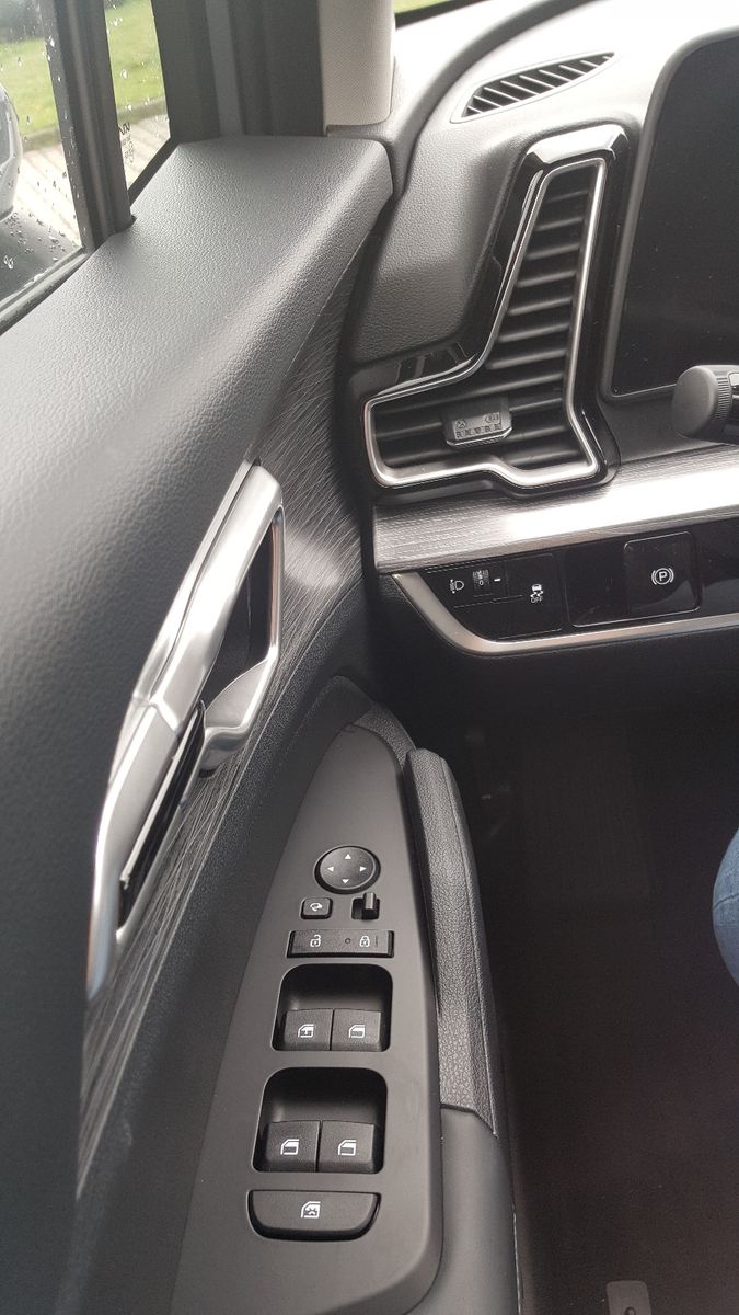 Kia Sportage 1.6 T-GDI EcoDynamics DCT - Samsaru's Car Outlet