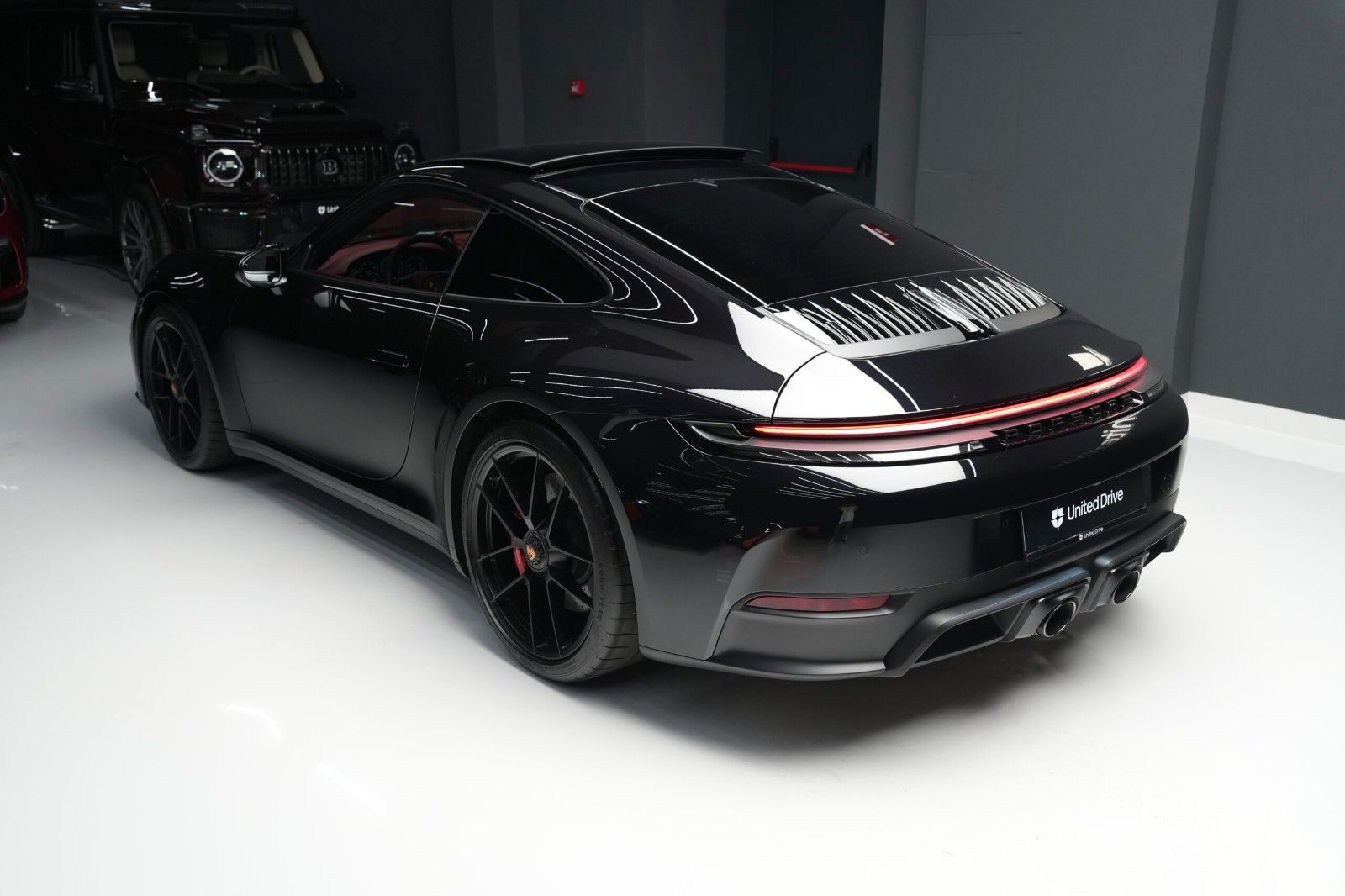 Porsche 911 Carrera 4 GTS T-Hybrid