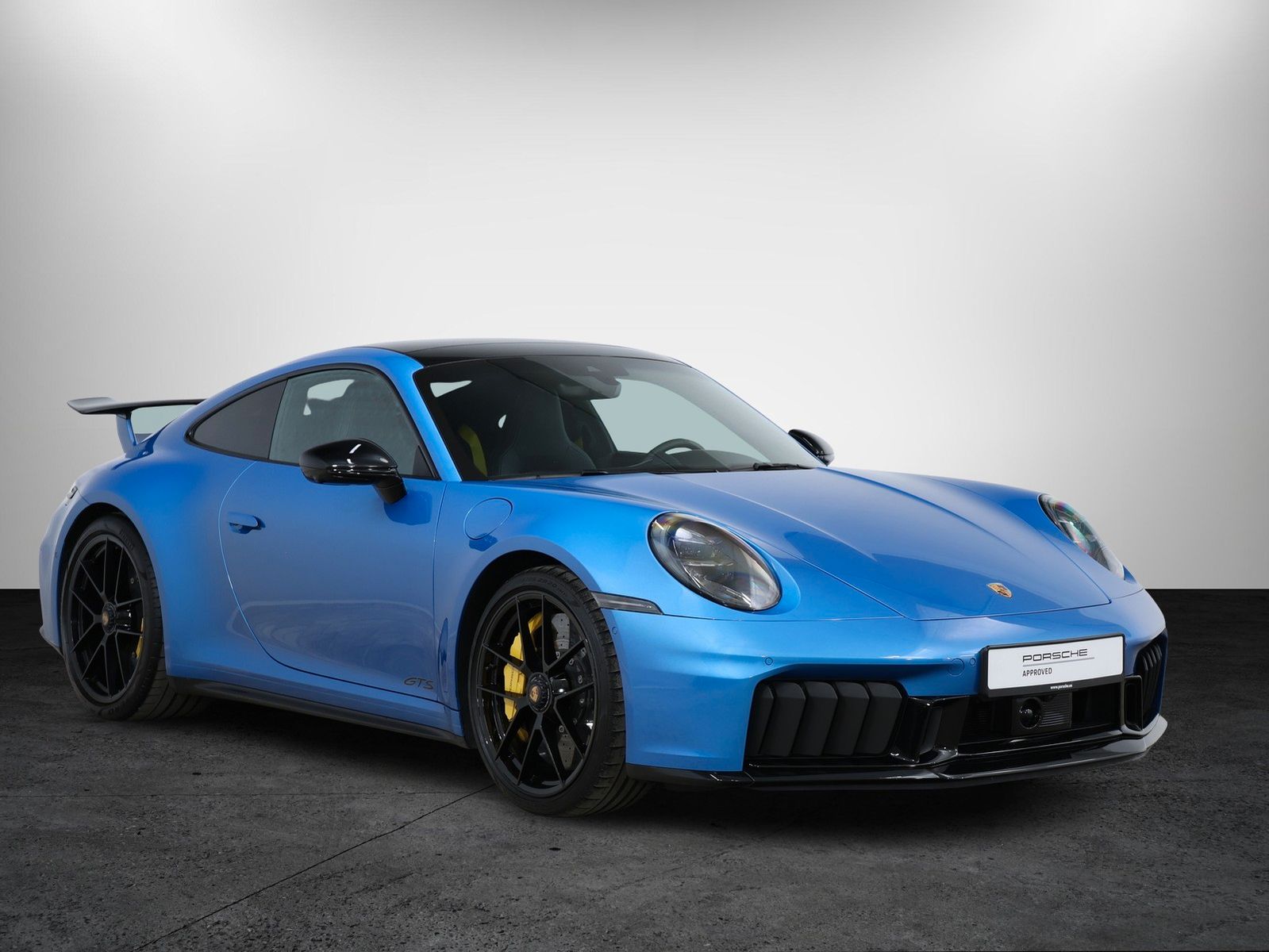Porsche 911 Carrera 4 GTS T-Hybrid