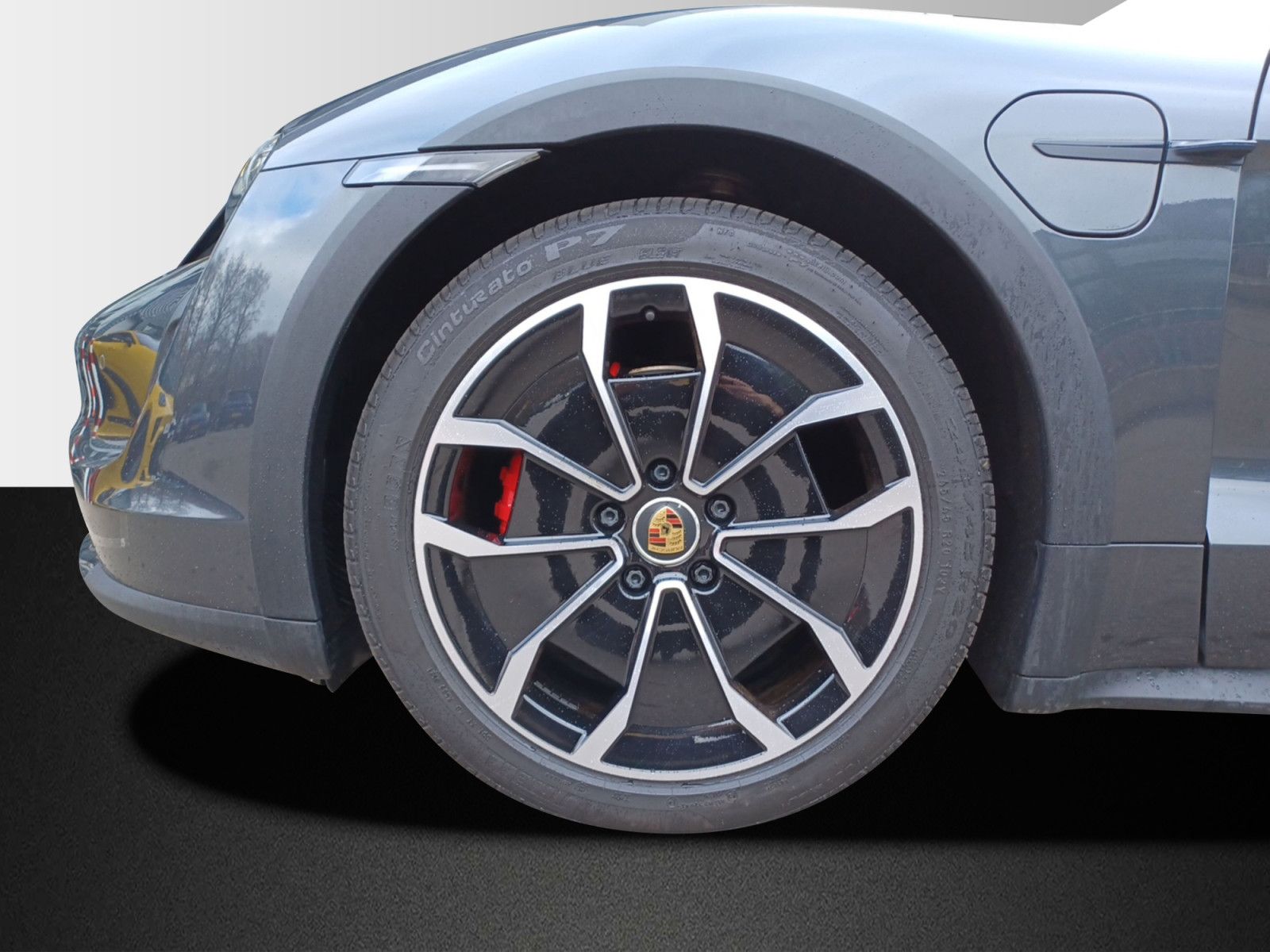 Porsche Taycan 4S Cross Turismo