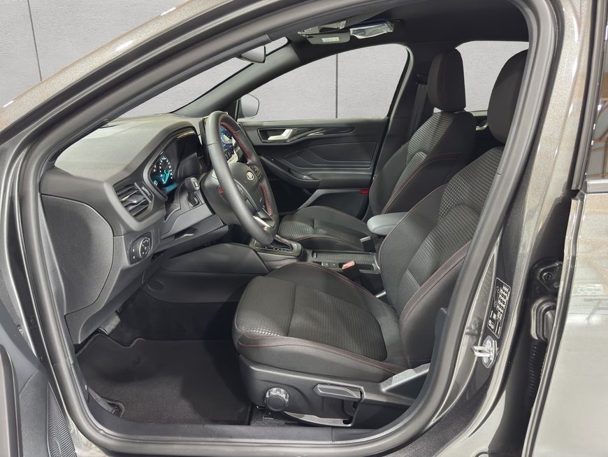 Ford Focus Turnier 1.0 Eco Hybrid Aut. ST-LINE*ACC*TW