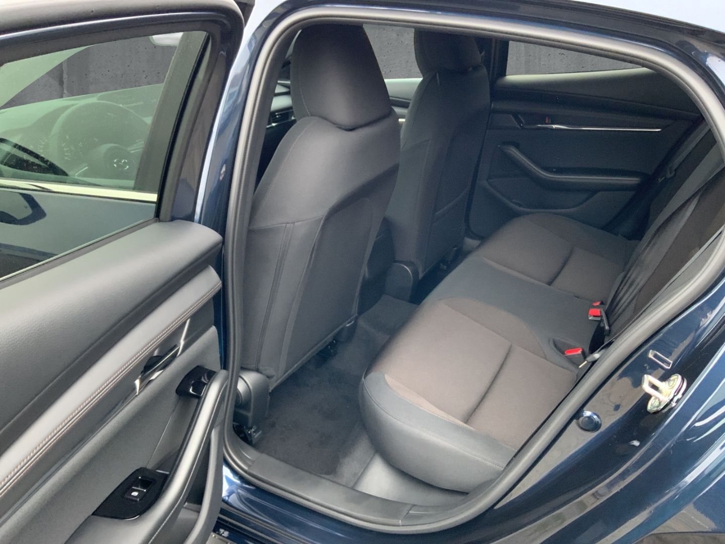 Mazda 3 5T 2.5 AT Exclusive-Line Matrix Bose 360 HUD