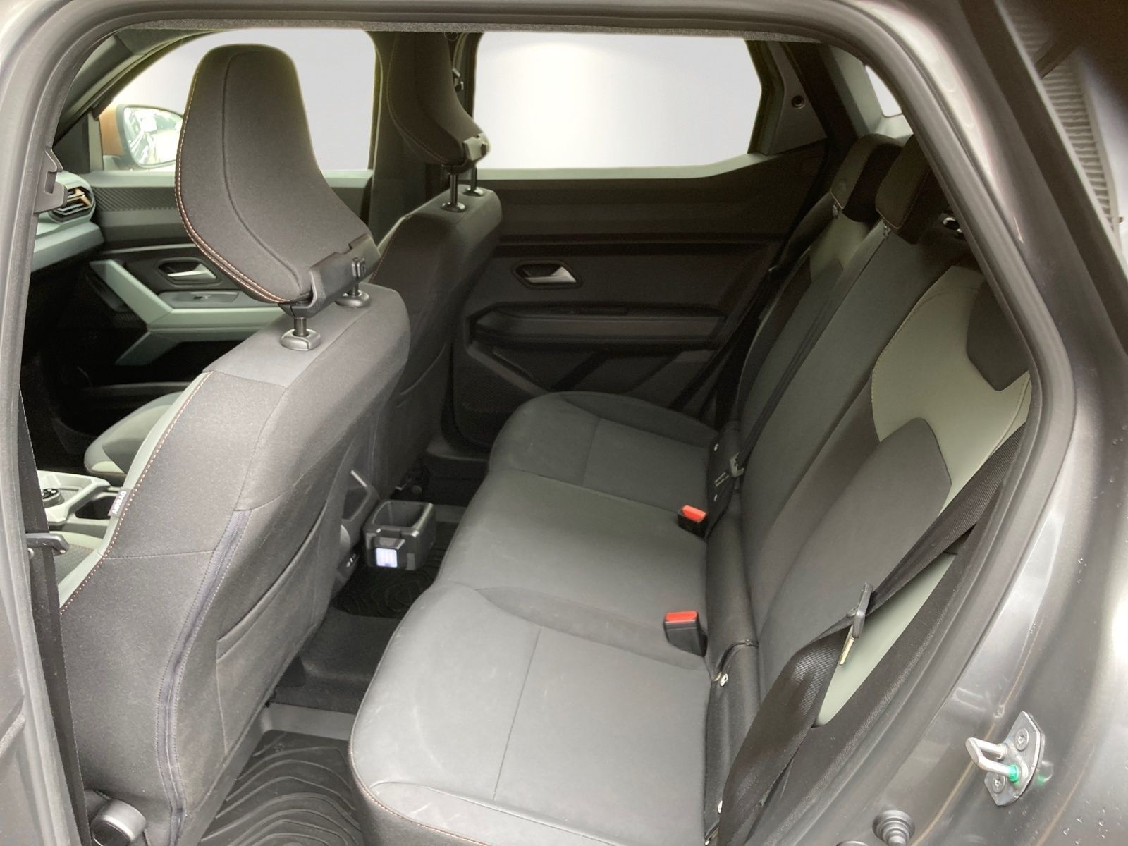 Dacia Duster Extreme TCe 130 4x4 - Samsaru's Car Outlet