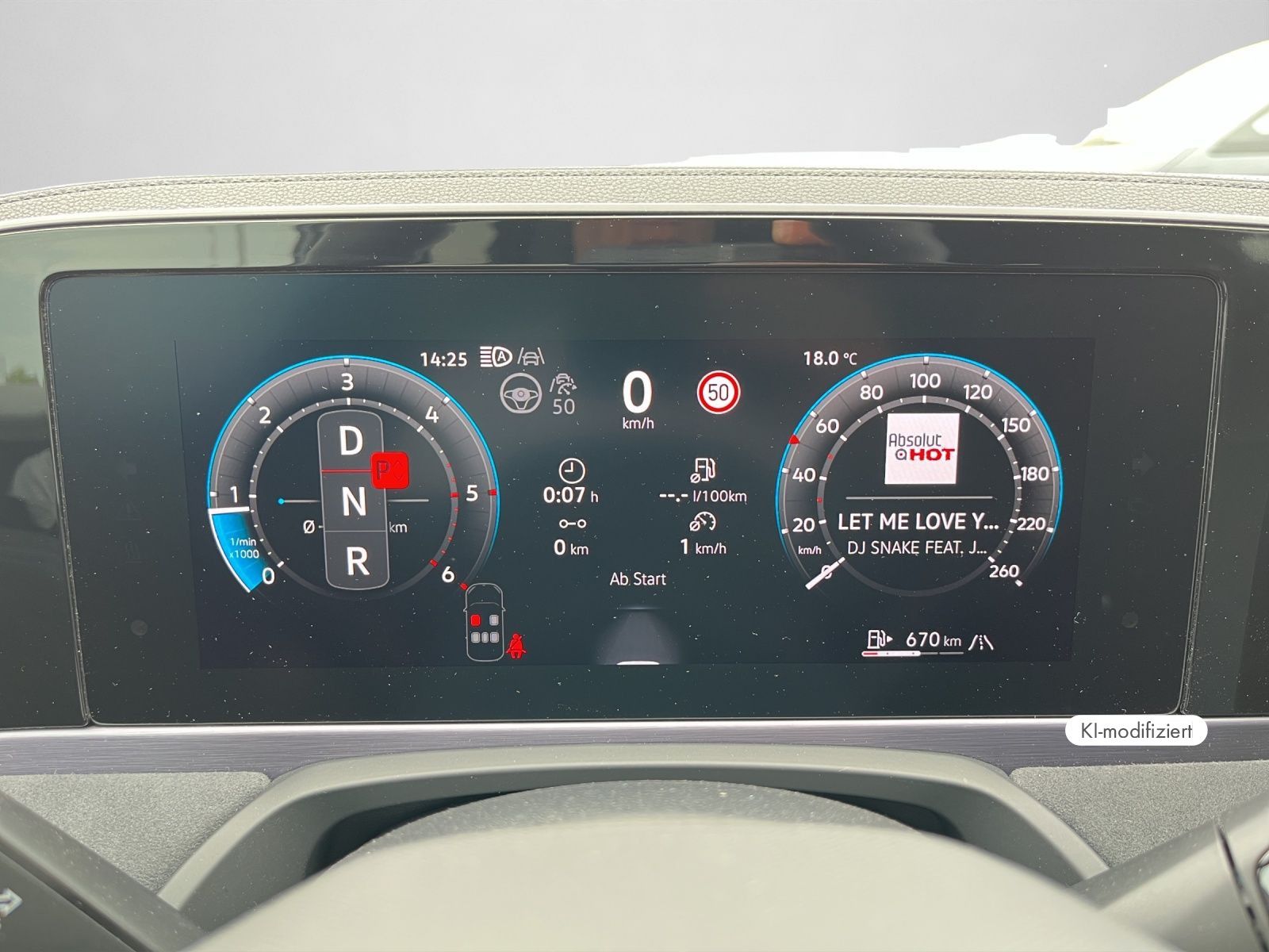 Volkswagen Passat Variant R-Line Signature 2,0 TDI 4MOTION