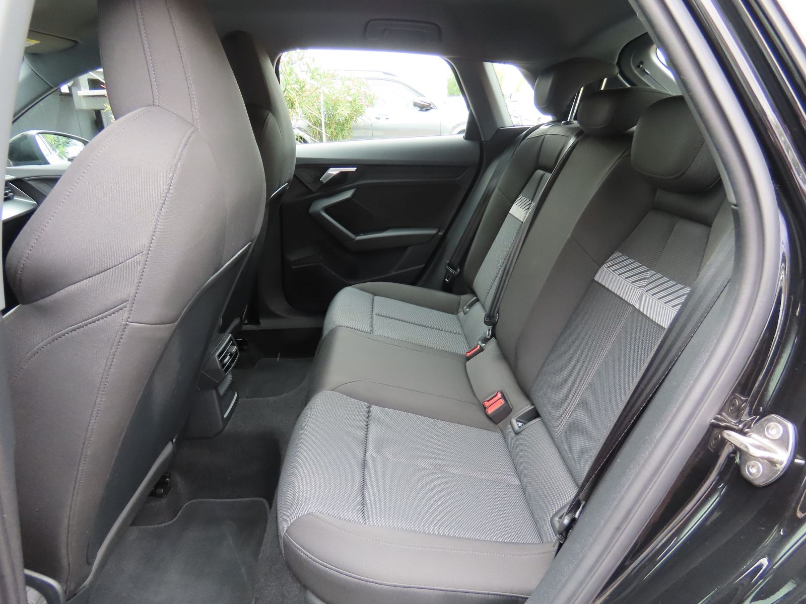 Audi A3 35 TFSI Sportback Autom. Sportsitze Navi