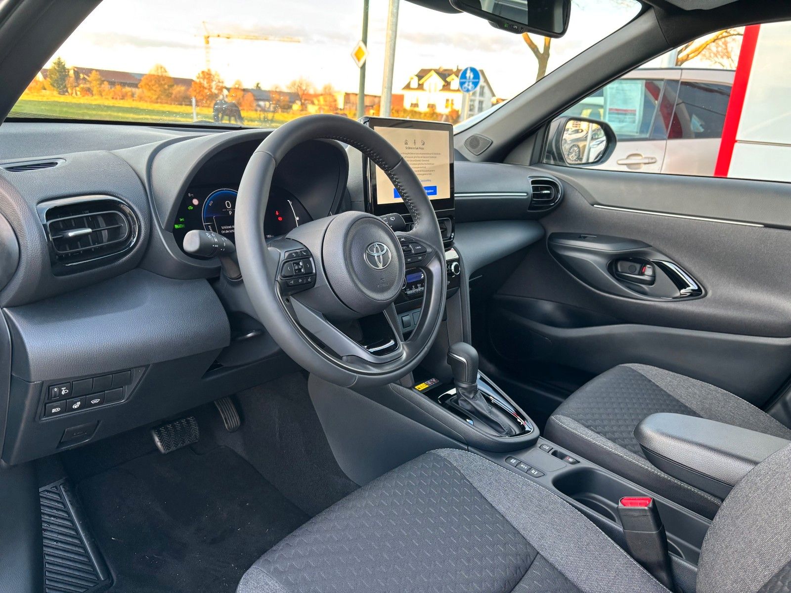 Toyota Yaris Cross Hybrid Teamplayer*Safety-&Winterpak*