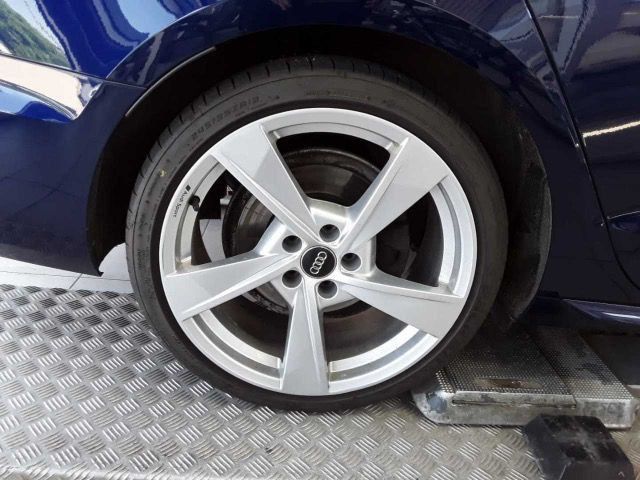 Audi A4 Avant S line 40 TDI quattro - Samsaru's Car Outlet