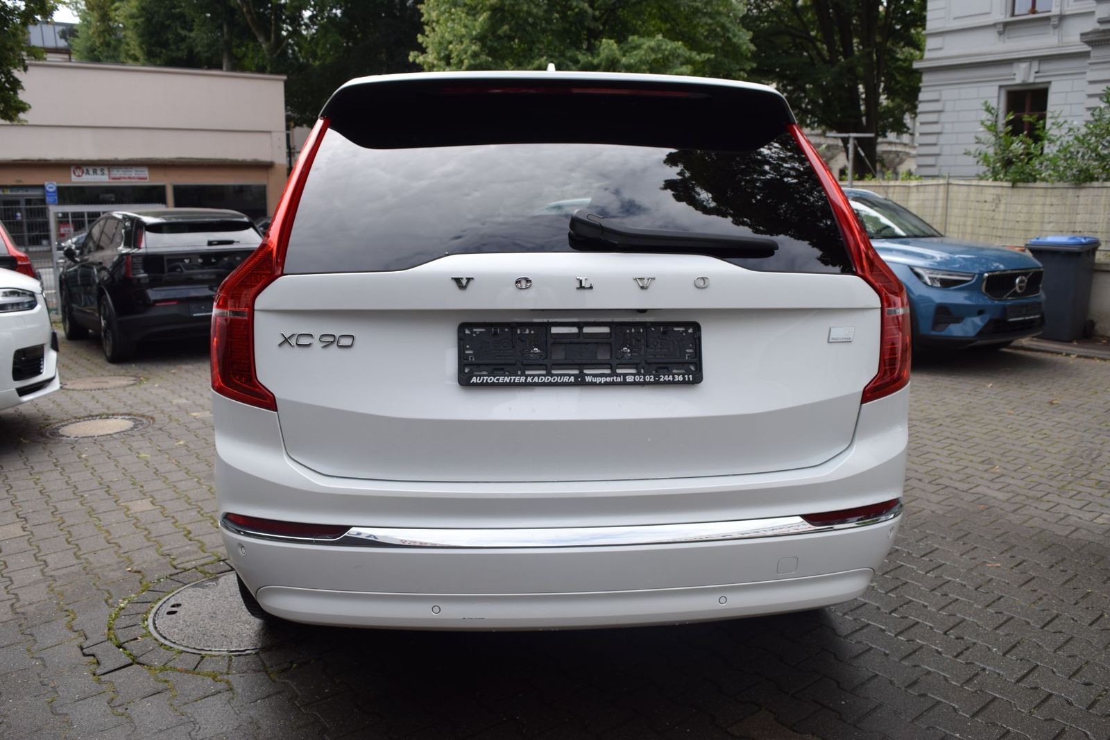 Volvo XC90 T8 AWD Plus - Samsaru's Car Outlet