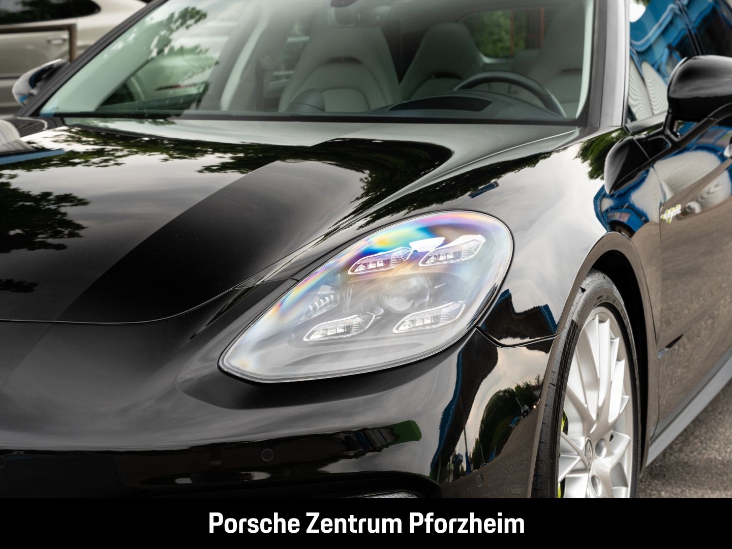Porsche Panamera 4 E-Hybrid Sport Turismo Surround-View